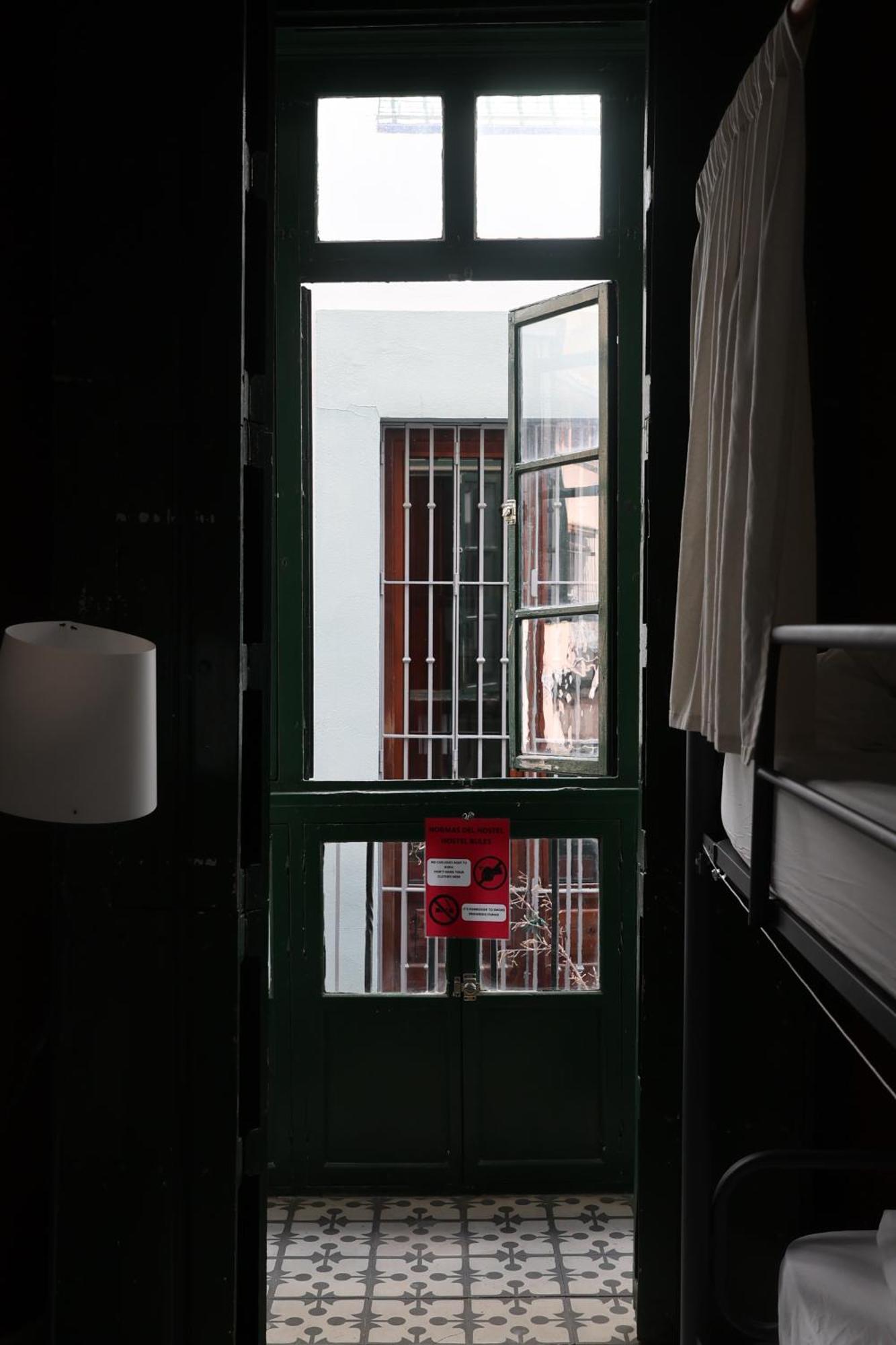 San Isidoro Hostel Sevilla Exterior photo